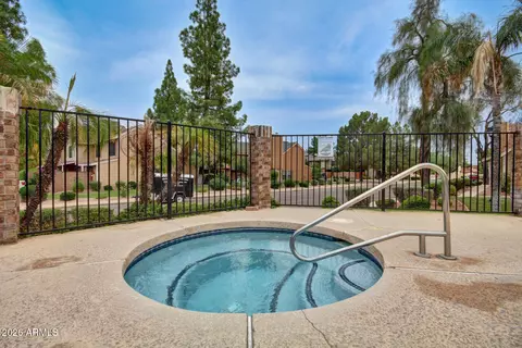 Exterior - 4843 E Corral Rd #4, Phoenix, AZ 85044 photo 5 of 13