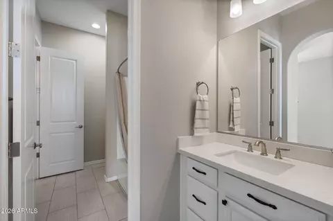Bath - 3554 E Gemini Pl, Chandler, AZ 85249 photo 6 of 6