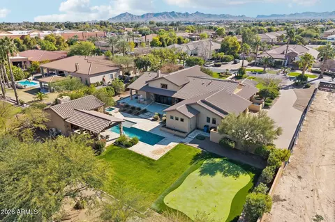 View/Area - 4610 E Meadowview Dr, Gilbert, AZ 85298 photo 7 of 7