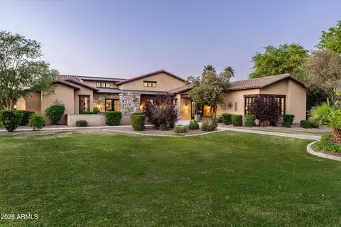 4610 E Meadowview Dr, Gilbert, AZ 85298