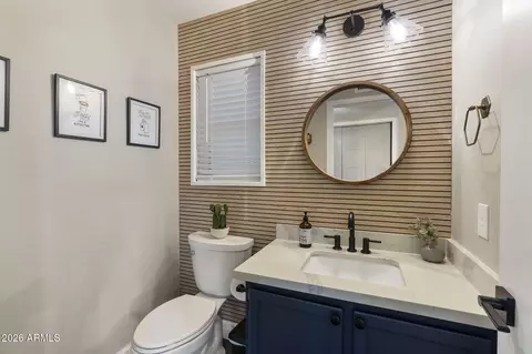 Bath - 3401 E Oraibi Dr, Phoenix, AZ 85050 photo 1 of 3