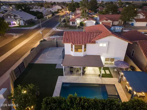 View/Area - 3401 E Oraibi Dr, Phoenix, AZ 85050 photo 2 of 3