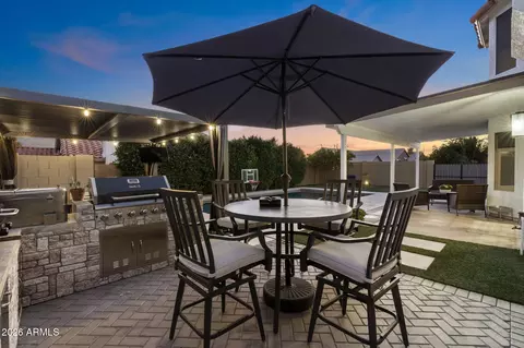 Exterior - 3401 E Oraibi Dr, Phoenix, AZ 85050 photo 4 of 10