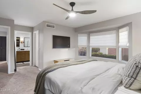 Bedroom - 3401 E Oraibi Dr, Phoenix, AZ 85050 photo 3 of 7