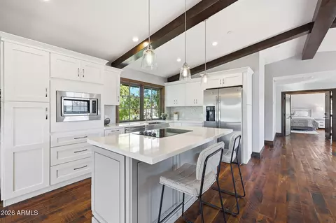 Kitchen - 5633 E Lafayette Blvd, Phoenix, AZ 85018 photo 4 of 4