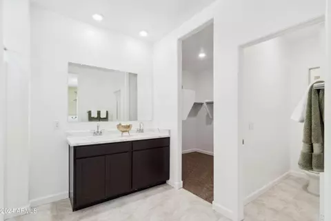 Entry Way - 1432 W Bealey Ave, Coolidge, AZ 85128 photo 4 of 4