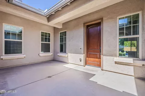 Exterior - 2960 E Derringer Way, Gilbert, AZ 85297 photo 4 of 20