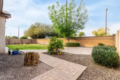 Exterior - 2960 E Derringer Way, Gilbert, AZ 85297 photo 9 of 20