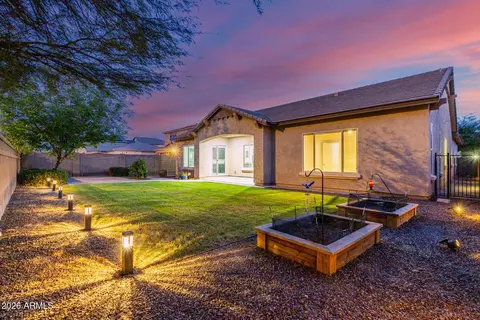 Exterior - 2960 E Derringer Way, Gilbert, AZ 85297 photo 14 of 20