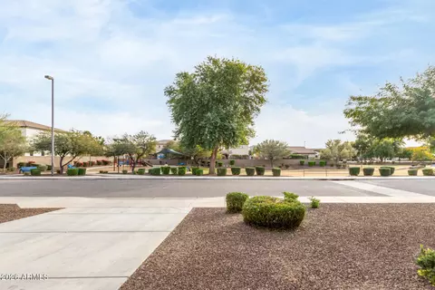 Exterior - 2960 E Derringer Way, Gilbert, AZ 85297 photo 3 of 20