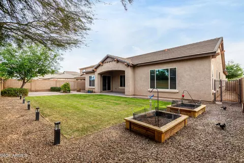 Exterior - 2960 E Derringer Way, Gilbert, AZ 85297 photo 7 of 20