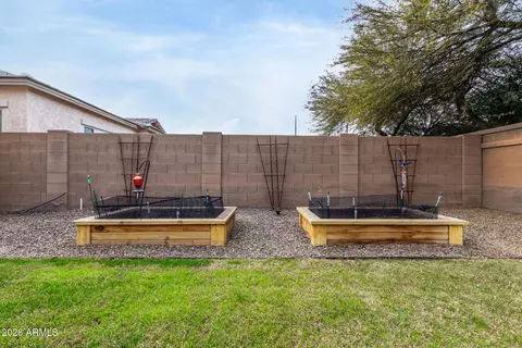 Exterior - 2960 E Derringer Way, Gilbert, AZ 85297 photo 8 of 20
