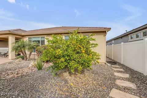Exterior - 2523 E Nancy Ln, Phoenix, AZ 85042 photo 5 of 11