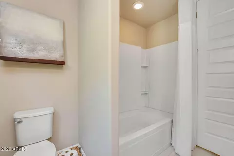 Bath - 2523 E Nancy Ln, Phoenix, AZ 85042 photo 4 of 5