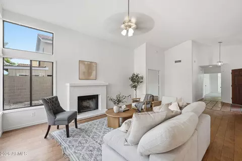 8859 S Grandview Dr, Tempe, AZ 85284