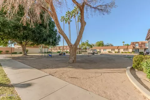 Exterior - 1627 E Logan Dr, Tempe, AZ 85282 photo 9 of 11