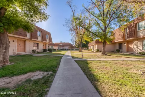 Exterior - 1627 E Logan Dr, Tempe, AZ 85282 photo 2 of 11