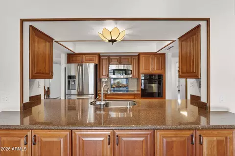 Kitchen - 1725 E La Jolla Dr, Tempe, AZ 85282 photo 2 of 3