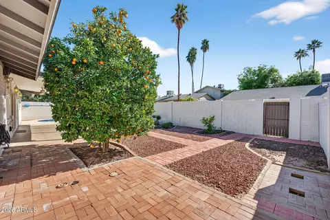 Exterior - 1725 E La Jolla Dr, Tempe, AZ 85282 photo 3 of 3
