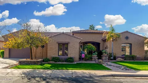 3051 Elmwood Pl, Chandler, AZ 85249