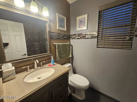 Bath - 285 W Washington Ave, Gilbert, AZ 85233 photo 3 of 3