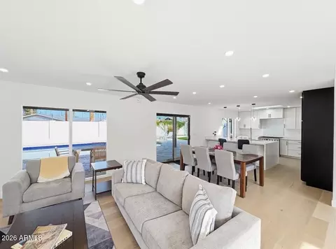 Living - 342 E Orangewood Ave, Phoenix, AZ 85020 photo 3 of 6
