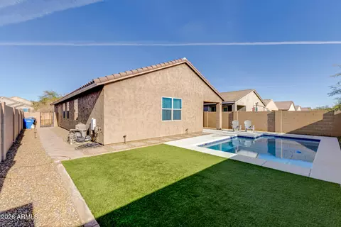 Exterior - 2929 W Laredo Ln, Phoenix, AZ 85085 photo 5 of 8