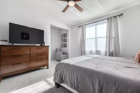 Bedroom - 2929 W Laredo Ln, Phoenix, AZ 85085 photo 3 of 7