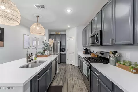 Kitchen - 2929 W Laredo Ln, Phoenix, AZ 85085 photo 1 of 3