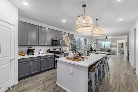 Kitchen - 2929 W Laredo Ln, Phoenix, AZ 85085 photo 3 of 3