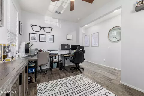 Entry Way - 2929 W Laredo Ln, Phoenix, AZ 85085 photo 1 of 2
