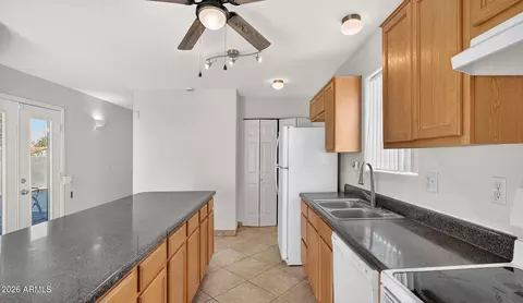 244 W Darrow St, Phoenix, AZ 85041 photo 12