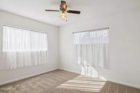 Bedroom - 5438 E Pinchot Ave, Phoenix, AZ 85018 photo 2 of 2