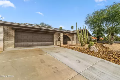 Exterior - 1824 E Ronald Rd, Phoenix, AZ 85022 photo 2 of 16