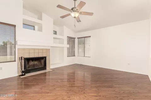 337 N Abalone Dr, Gilbert, AZ 85233 photo 7