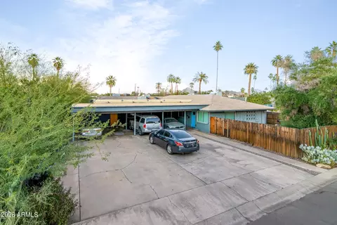 Exterior - 822 E Montecito Ave, Phoenix, AZ 85014 photo 8 of 14