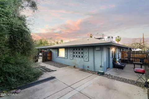 Exterior - 822 E Montecito Ave, Phoenix, AZ 85014 photo 3 of 14