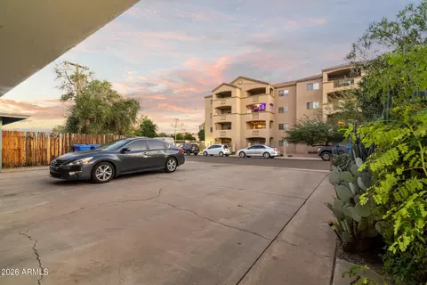 Exterior - 822 E Montecito Ave, Phoenix, AZ 85014 photo 14 of 14