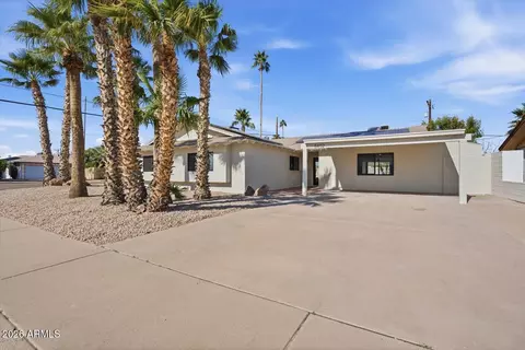 8402 E Wilshire Dr, Scottsdale, AZ 85257
