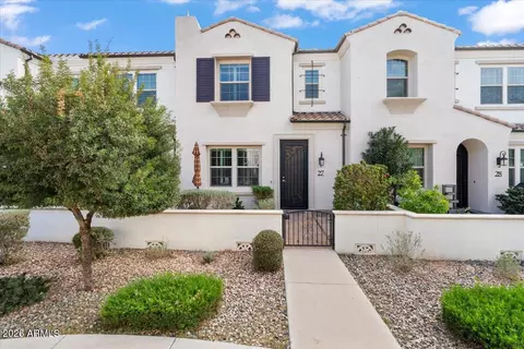 2477 W Market Pl #27, Chandler, AZ 85248