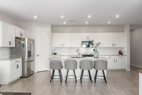 Kitchen - 2709 E Houston Ave, Apache Junction, AZ 85119 photo 1 of 4