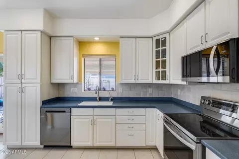 Kitchen - 5325 E Lindstrom Ln, Mesa, AZ 85215 photo 2 of 2