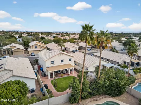 View/Area - 3615 E Desert Willow Rd, Phoenix, AZ 85044 photo 10 of 16