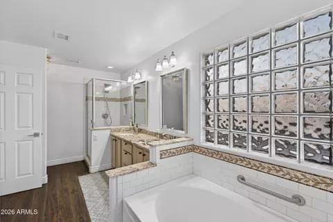 Bath - 3615 E Desert Willow Rd, Phoenix, AZ 85044 photo 1 of 5