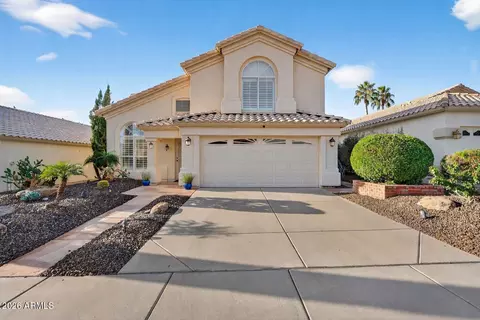 Exterior - 3615 E Desert Willow Rd, Phoenix, AZ 85044 photo 2 of 8