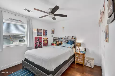 Bedroom - 3615 E Desert Willow Rd, Phoenix, AZ 85044 photo 5 of 10