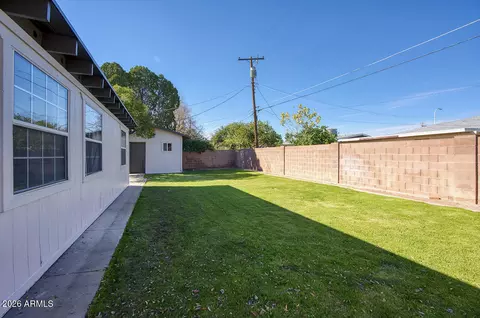 Exterior - 1212 W Coolidge St, Phoenix, AZ 85013 photo 5 of 8