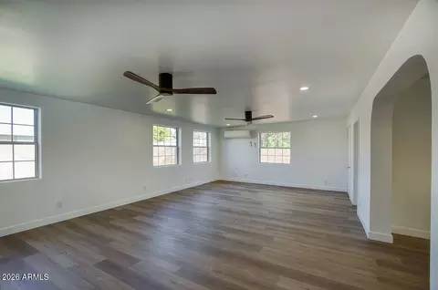 Living - 1212 W Coolidge St, Phoenix, AZ 85013 photo 4 of 4