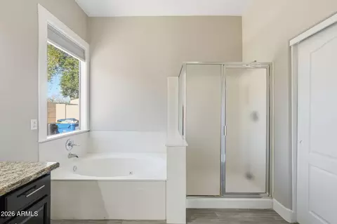 Bath - 10303 E Irwin Ave, Mesa, AZ 85209 photo 2 of 4