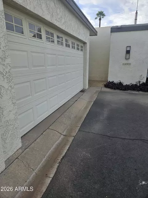 Exterior - 7003 N Barbados Pl, Phoenix, AZ 85021 photo 2 of 3